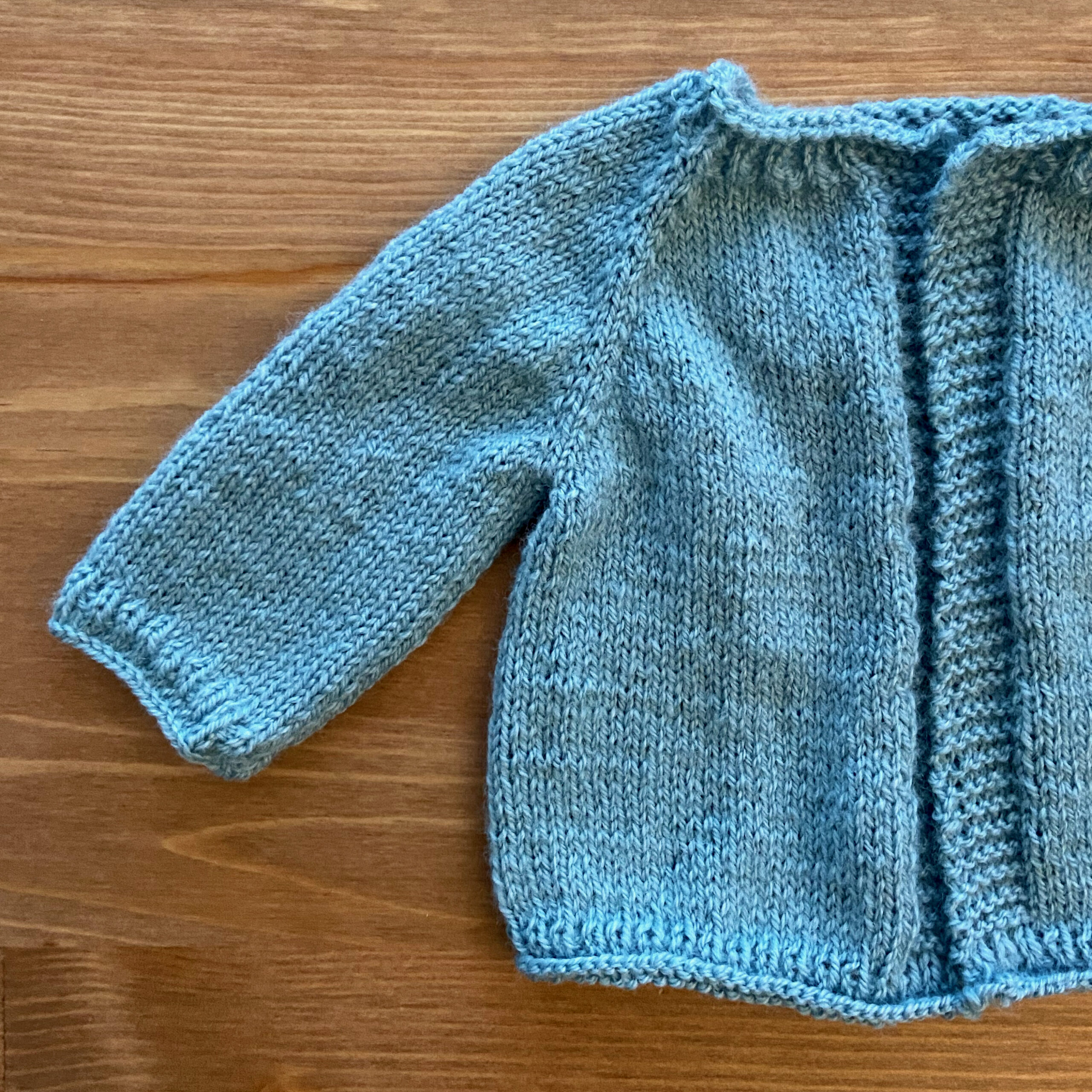 Kit tricot - GILET/BRASSIÈRE BÉBÉ - 100% Acrylique